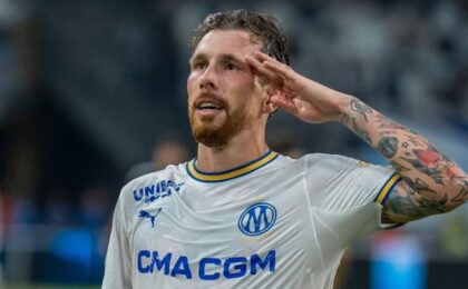 يوفنتوس يراقب بيير إميل هويبرج لاعب وسط مارسيليا تمهيدًا لضمه في يناير
